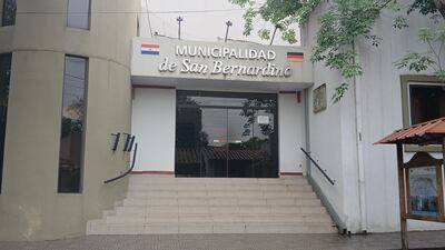 San Bernardino sigue envuelto en un conflicto por la prohibición de discotecas en el Anfiteatro José Asunción Flores.