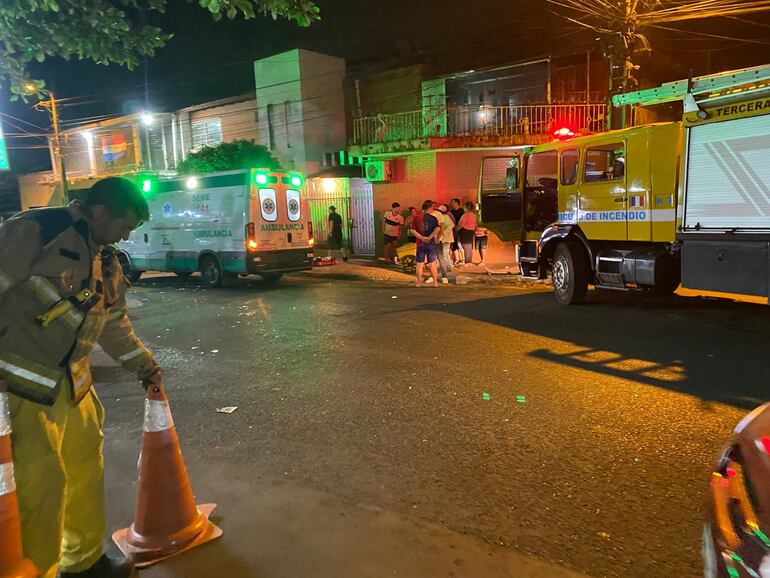 Video: Dos mujeres resultan heridas en grave accidente en barrio Obrero