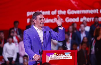 El presidente del Gobierno de España, Pedro Sánchez, interviene durante la sesión plenaria que cierra la Global Progressive Mobilisation, este sábado en Barcelona.