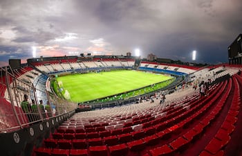 El estadio Defensores del Chaco albergará el duelo entre Nacional y Cerro Porteño, correspondiente a la decimosexta ronda del torneo Apertura 2026.