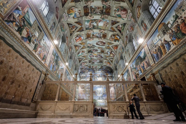 La Capilla Sixtina durante el mantenimiento extraordinario de El Juicio Final de Michelangelo, en el Ciudad del Vaticano, el 28 de febrero de 2026.