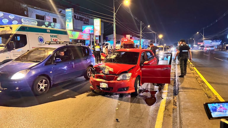 El automóvil involucrado en el accidente.