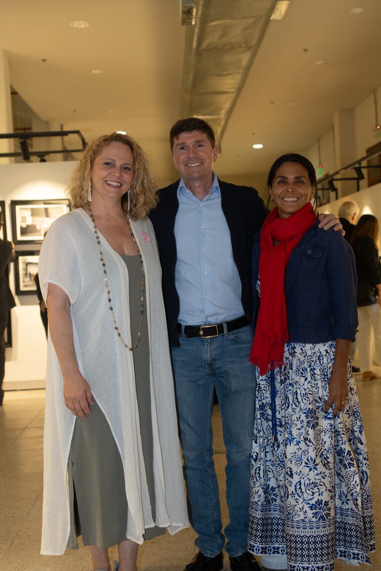 Natalia Antola, Cyril Kern y Lilian Stagni.
