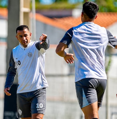 Derlis Alberto González Galeano (32 años) marcó dos goles en la victoria de Olimpia sobre el Sportivo Luqueño por 3-0.