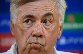 (FILES) Real Madrid's Italian coach Carlo Ancelotti holds a press conference at the Municipal stadium of Braga on October 23, 2023, on the eve of the UEFA Champions League 1st round day 3 Group C football match between SC Braga and Real Madrid CF. Spain prosecutors seek jail term for football manager Carlo Ancelotti for tax evasion AFP reports on March 6, 2024. (Photo by MIGUEL RIOPA / AFP)