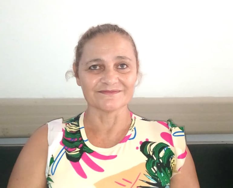 Rosa Villamayor, asegurada de IPS reclama climatización en la sala de espera.