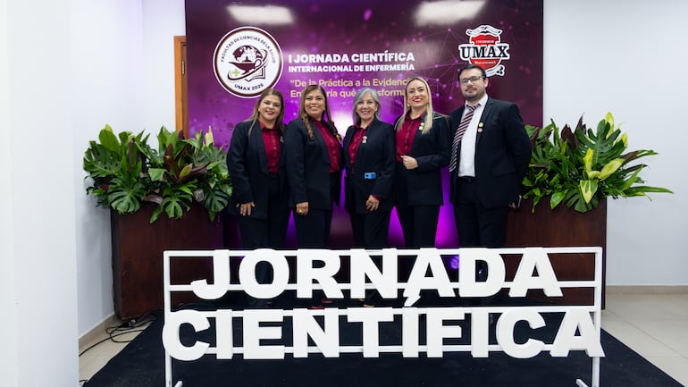 Lic. Magali Henrique, M.Sc. Lilian Portelli, Dra. Avelina Díaz de Alviso, Lic. Amanda Ojeda y Lic. Emiliano Duré.