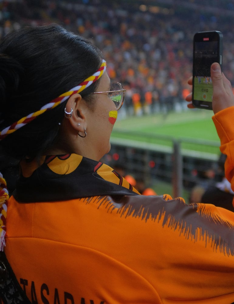 La Copa del Mundo se vive en vertical. La generación Z se lanza a las redes sociales para seguir todos los detalles del Mundial FIFA 2026.