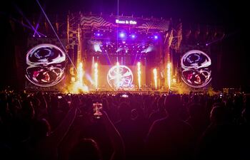 El DJ Diplo durante su presentación en el Lollapalooza de Chile. El festival comenzará hoy sus ediciones en Santiago de Chile y Buenos Aires, y el próximo fin de semana en Brasil.