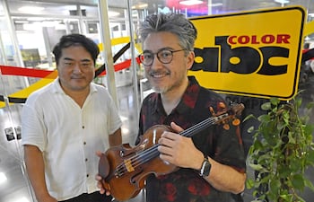 Los maestros JongWhi Vakh y Kho Gabriel Kameda conversaron con ABC acerca del concierto que ofrecerán con la Orquesta Sinfónica Nacional (OSN).