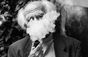 El sociólogo polaco Zigmunt Bauman considera que nuestro tiempo está marcado no por la utopía, sino por la retrotopía.