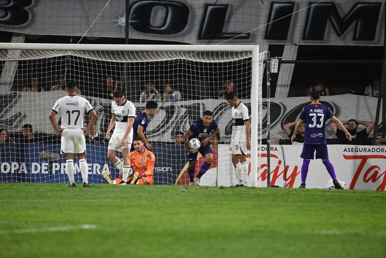 /pf/resources/images/abc-placeholder.png?d=2393