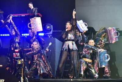 Flor Bertotti durante el concierto que había ofrecido en Asunción en 2023. La artista regresará a nuestro país en diciembre.