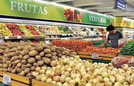 Para el economista Miguel Mora, del BCP, aunque la inflación en julio fue del 0%, la percepción es que los precios siguen todavía altos y que este resultado muestra que el comportamiento de la inflación se está estabilizando.