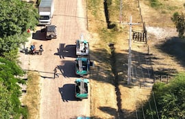 Cuadrillas de la ANDE durante el Operativo Alberdi 1.