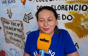 Lic. Marcia Acuña, directora de la Escuela Juan E. O'leary.