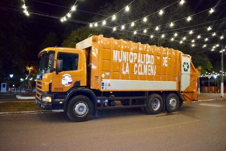 La Colmena adquiere un compactador de basura para fortalecer su sistema de gestión de residuos sólidos.