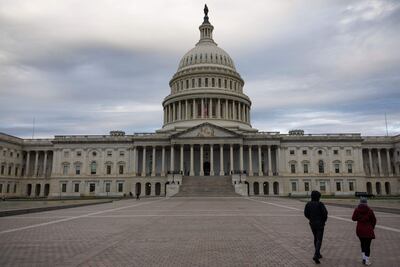 El Senado alcanzó un acuerdo el domingo por la noche para financiar al Gobierno, con el objetivo de poner fin al cierre más prolongado de la historia.