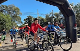 Villamorra Shopping y E-Cycles invitan a la ciudadanía a sumarse a un paseo gratuito de 20 kilómetros en bicicleta, en el marco de Octubre Rosa, para promover la actividad física y la prevención.