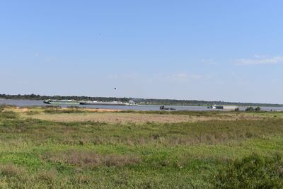 Leve aumento del nivel del río Paraguay en la zona Sur genera alivio en la navegación. La foto corresponde a la ciudad de San Antonio, donde aún se puede llegar con 8 pies de calado.