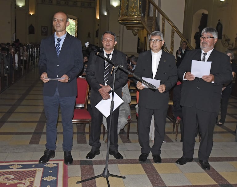 La profesión de fe y el juramento de fidelidad reafirmaron el compromiso con la misión y los valores que inspiran a la Universidad Católica "Nuestra Señora de la Asunción".