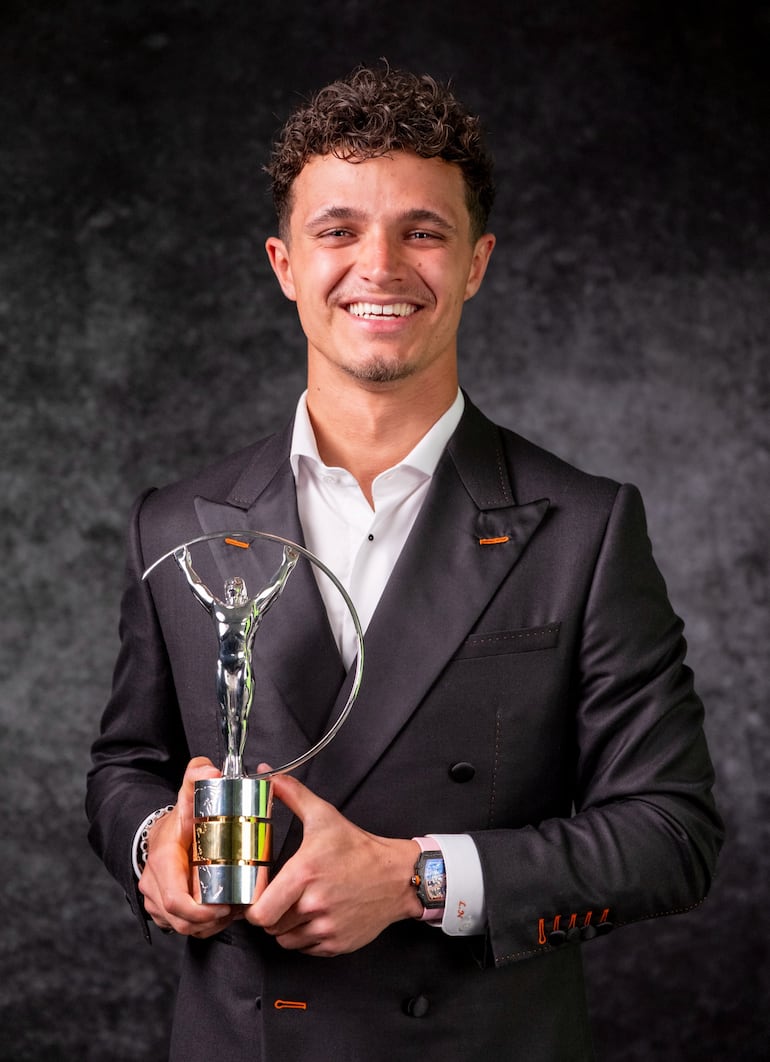 Lando Norris, recibió el premio Revelación.