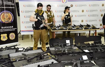 Conferencia de prensa en la Senad sobre las Armas incautadas en el operativo Dakovo. Judiciales
Virgilio Vera 06-12-2023