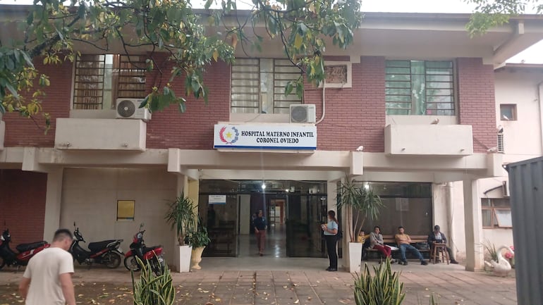 En total 30 médicos renunciaron y otros 30 ponen sus cargos a disposición en Coronel Oviedo En total 30 médicos renunciaron y otros 30 ponen sus cargos a disposición en Coronel Oviedo