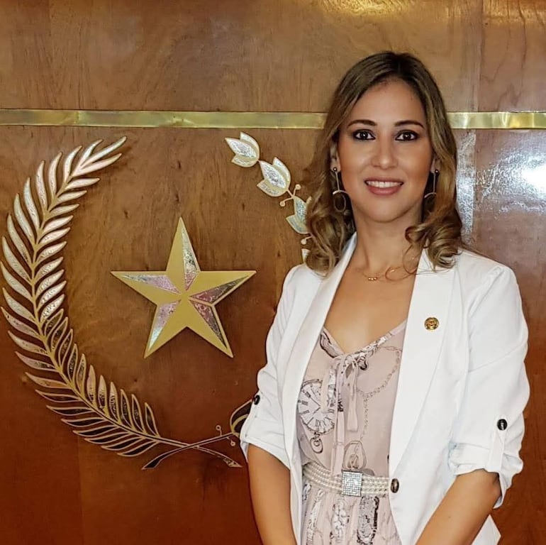 Fiscala Silvia González Vester, cuyo manejo de la causa penal a la funcionaria de Yacyretá, Fátima Saucedo, será objeto de control.