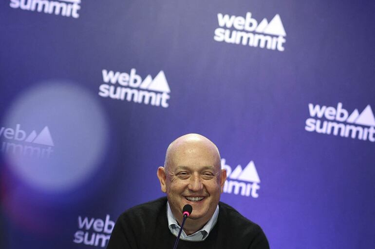 El tecnólogo jefe de Amazon Robotics, Tye Brady, aparece en una entrevista en la Web Summit en Parque das Nações en Lisboa, el 13 de noviembre de 2025.