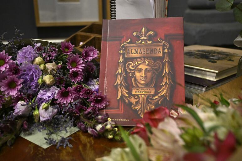 “Almasenda“, libro de quince cuentos cortos.