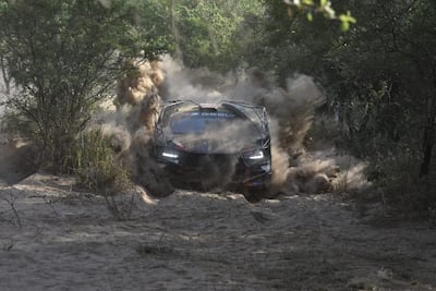 El Skoda Fabia RS Rally 2 de Migue Zaldívar durante la Etapa 1 del Rally del Chaco 2025.