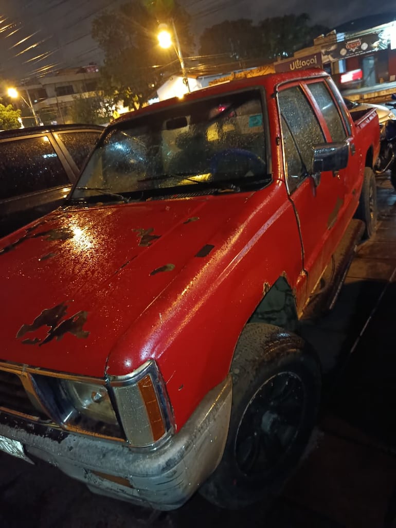 Vehículo incautado por la Policía durante el procedimiento.