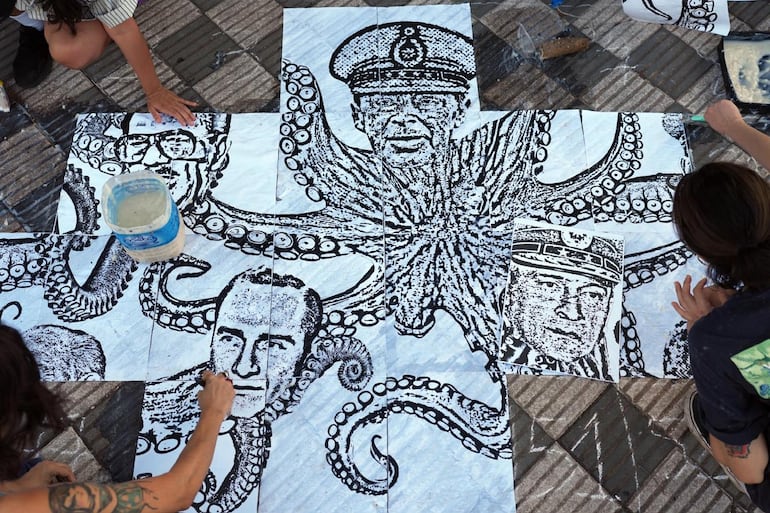 Tentáculos del poder