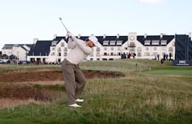 Michael Stewart, uno de los líderes del Campeonato Alfred Dunhill Links, que se desarrolla en Escocia.