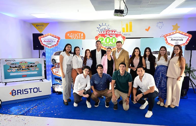 El gran equipo de Bristol agradece la confianza de sus clientes, cerrando el año con grandes sorteos y beneficios.