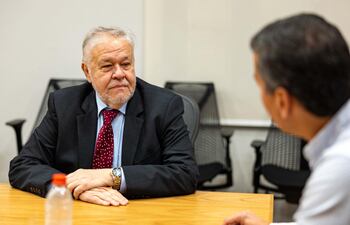 El presidente Santiago Peña se reunió con el presidente del Instituto de Previsión Social (IPS), Jorge Brítez.