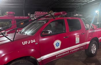 Bomberos de Ñemby piden ayuda para recuperar sus móviles hidrantes