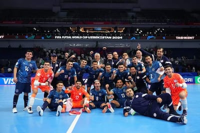 La selección y delegación paraguaya que participó en el último Mundial, en Uzbekistán 2024.