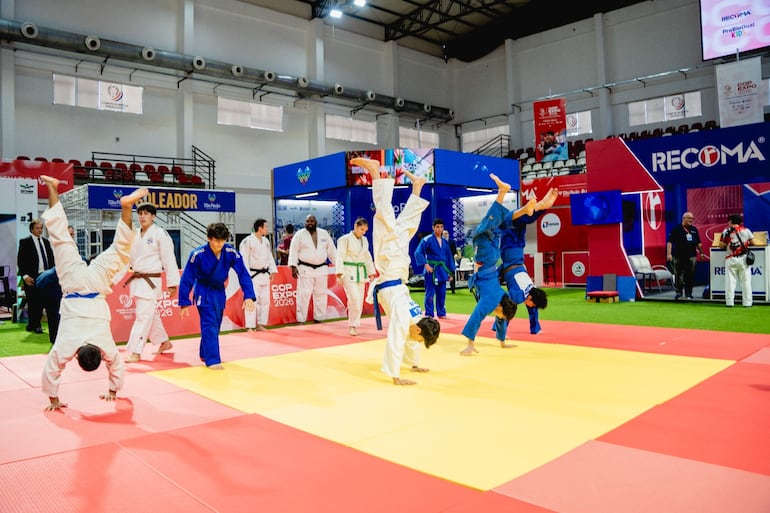 Arrancó con éxito la Expo COP