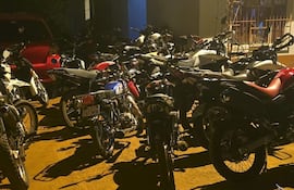 Las motocicletas fueron incautadas por falta de documentos.
