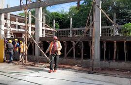 Otro año más iniciarán clases en zona de obras en la escuela José Gaspar Rodríguez de Francia de Encarnación