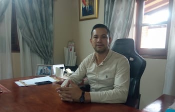 vdb Nuevo intendente de San José de los Arroyos, Edgar Benítez.