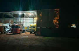 Detienen a hombre que entró a un taller y presuntamente incendió un camión en Pirapó