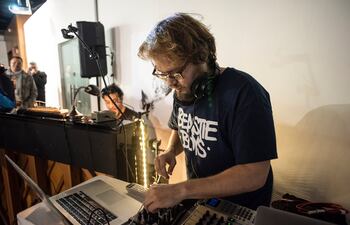 El español Miguel Buendía es uno de los creadores del proyecto "Remezcla tu ciudad".