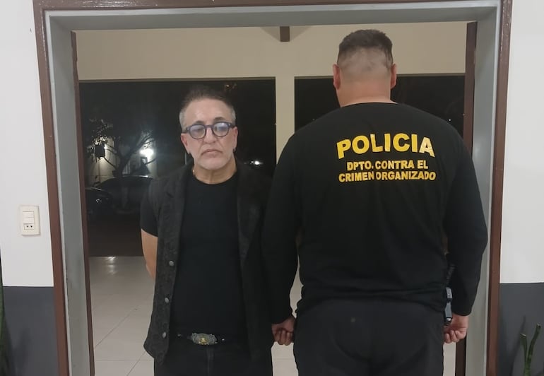Un ciudadano argentino fue detenido durante el procedimiento de rescate de una adolescente que se encontraba desaparecida.