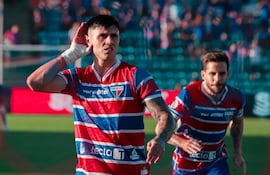 El delantero paraguayo Adam Bareiro, perteneciente a Fortaleza de Brasil, recientemente estuvo en el radar de Olimpia.
