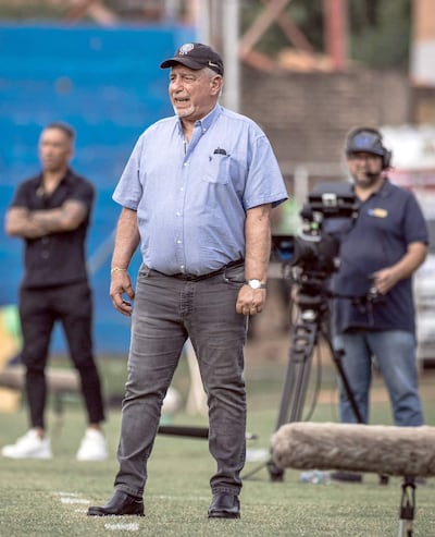 Éver Hugo Almeida Almada (77), La Leyenda.
