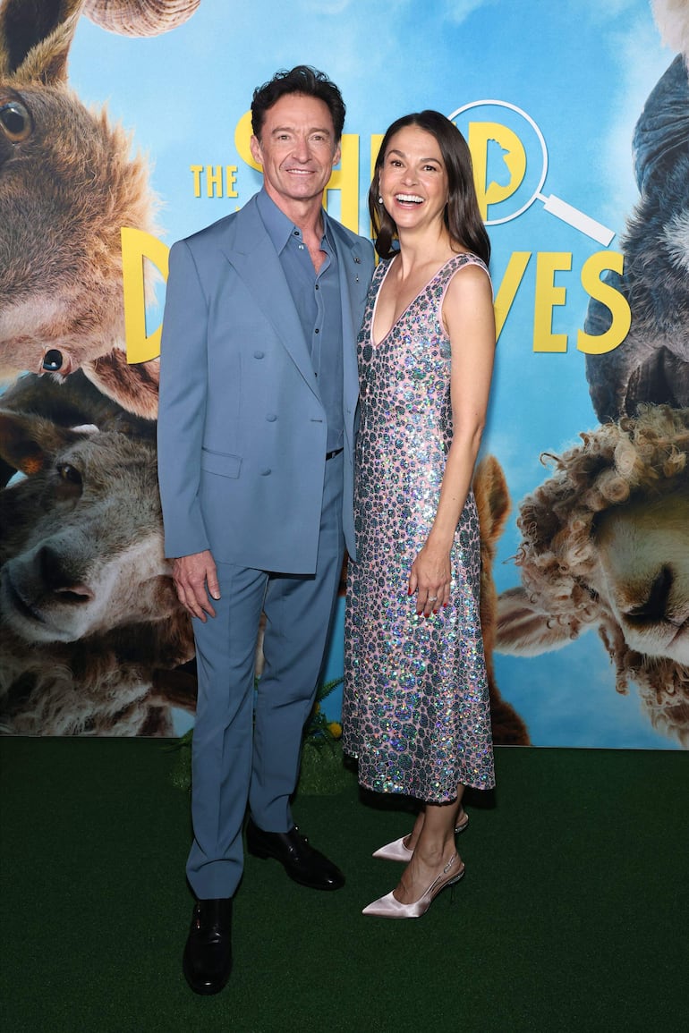 Hugh Jackman y Sutton Foster derrocharon amor en la premier de The Sheep Detectives en el Lincoln Center.  (Jamie McCarthy/Getty Images/AFP)
