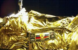 Imagen cedida por la agencia espacial de Rusia, Roscosmos, en la que se observa la sonda lunar que no pudo completar su misión. (Sputnik/EFE)